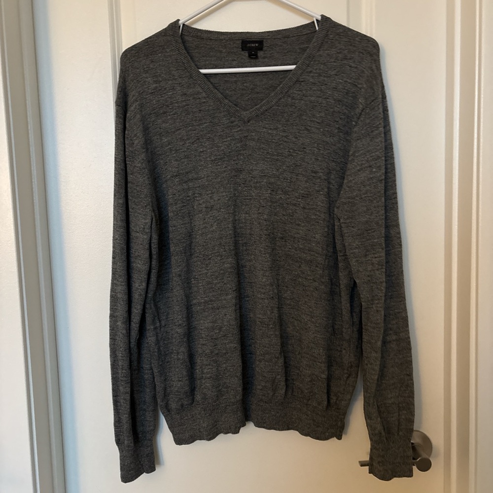 J. Crew Grey Longsleeve V-Neck Sweater Size Medium